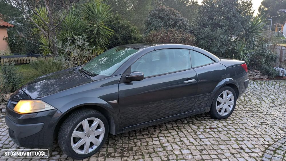 Renault Mégane CC 2.0 dCi Dynamique - 1