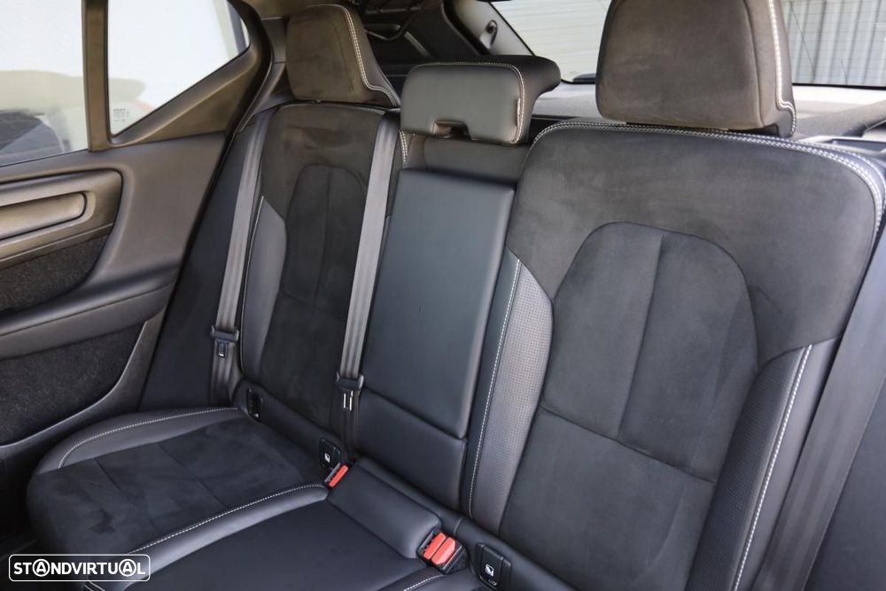 Volvo XC 40 2.0 D3 R-Design - 21