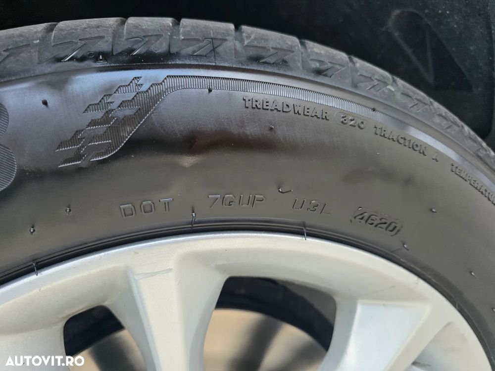 Ford Kuga 2.0 TDCi 4WD Powershift Titanium - 17