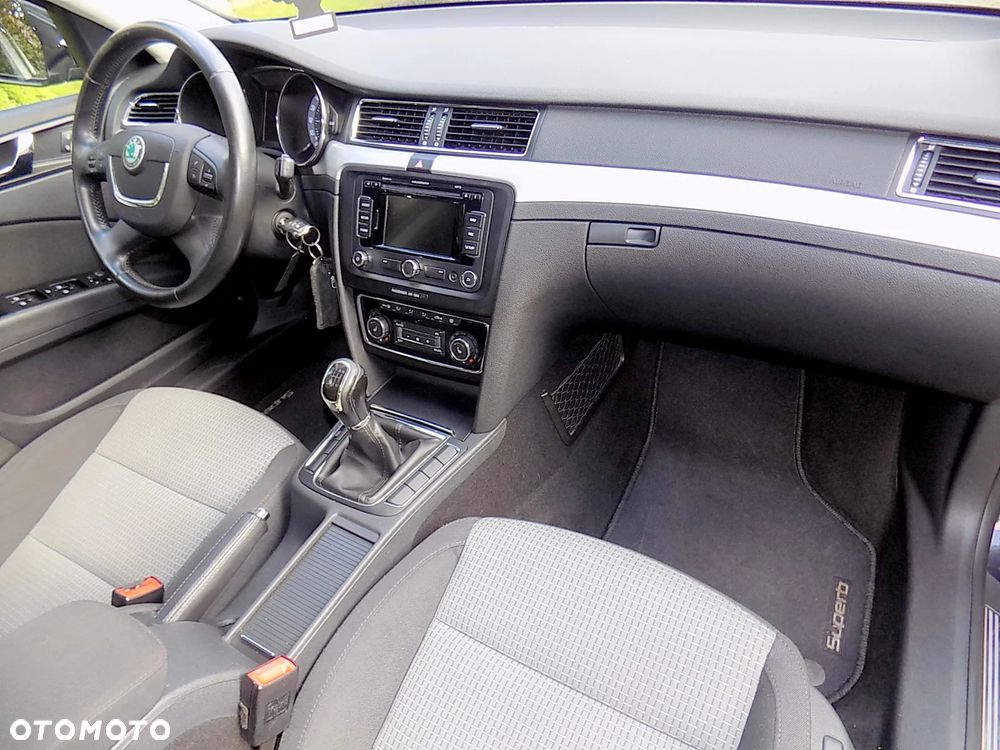 Skoda Superb - 14