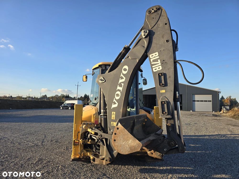 Volvo BL71B - 6