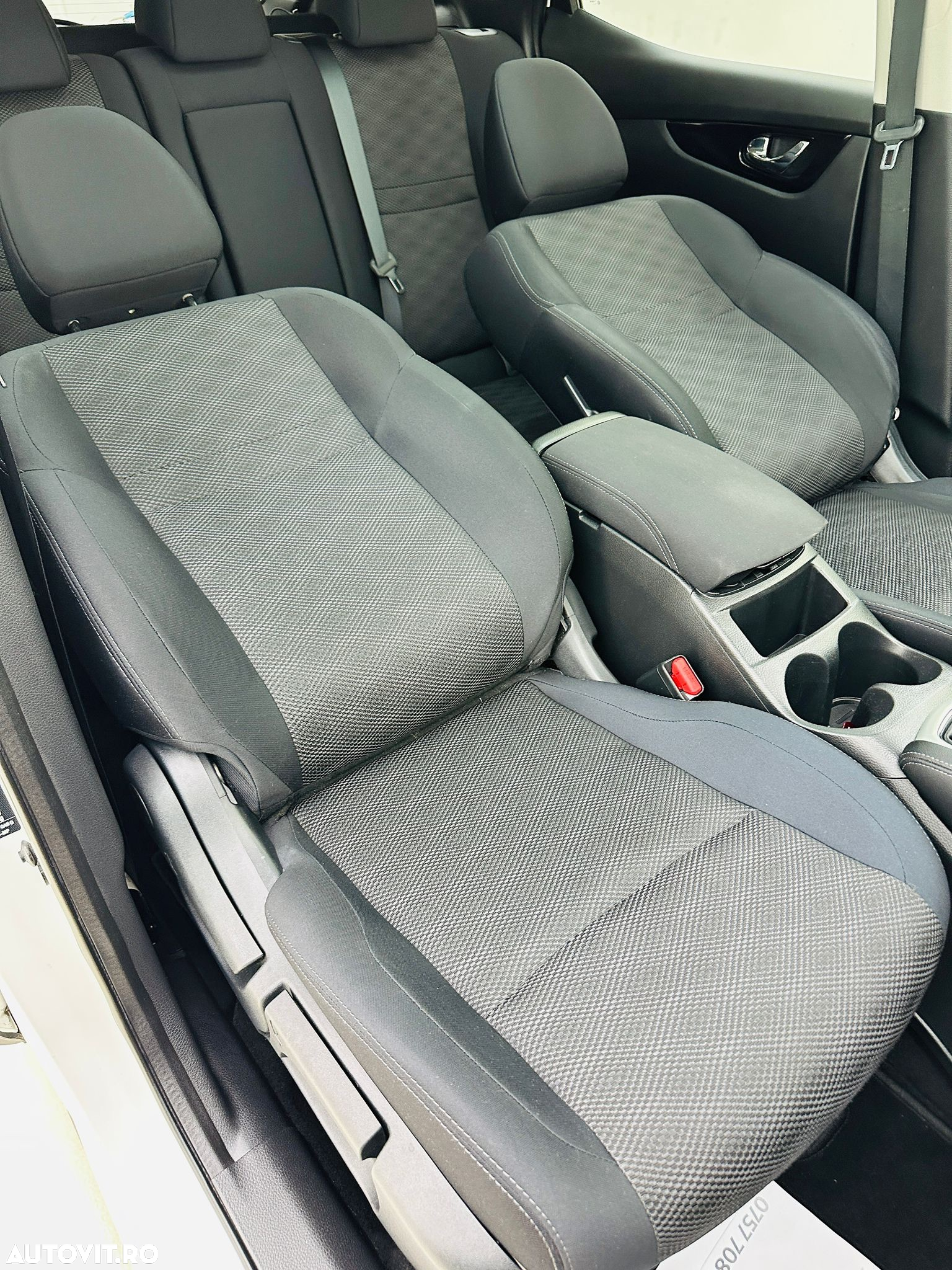 Nissan Qashqai - 32