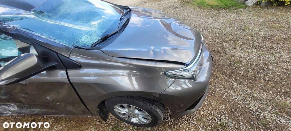 Toyota Auris 1.33 VVT-i Life - 18