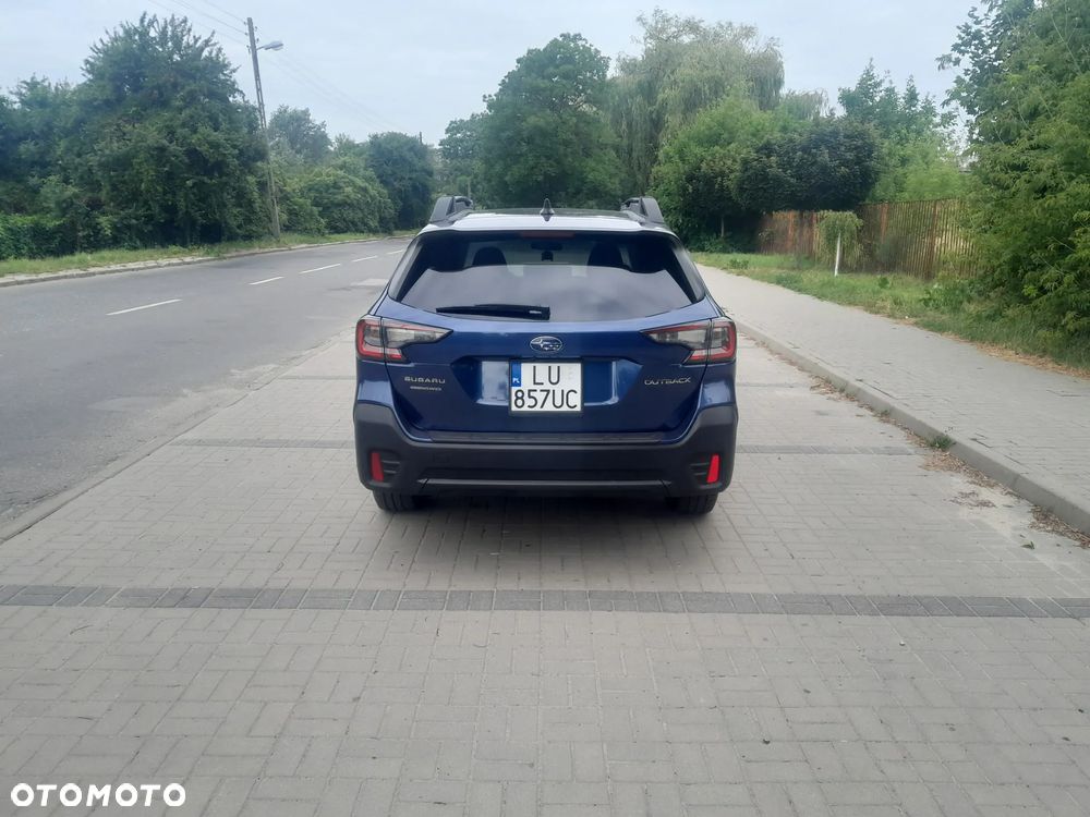 Subaru Outback 2.5i Lineartronic Exclusive Cross - 4