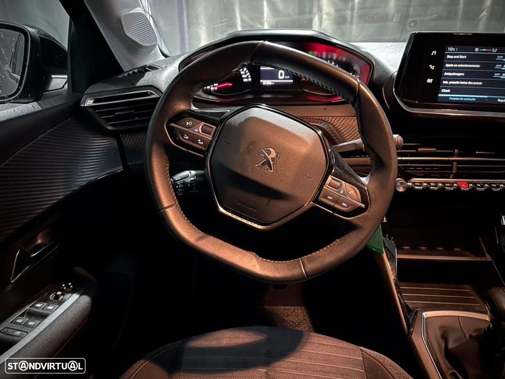 Peugeot 208 1.2 PureTech Active - 14