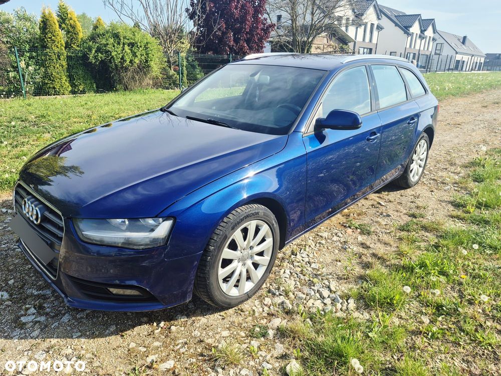 Audi A4 Avant 2.0 TDI DPF Ambiente - 2