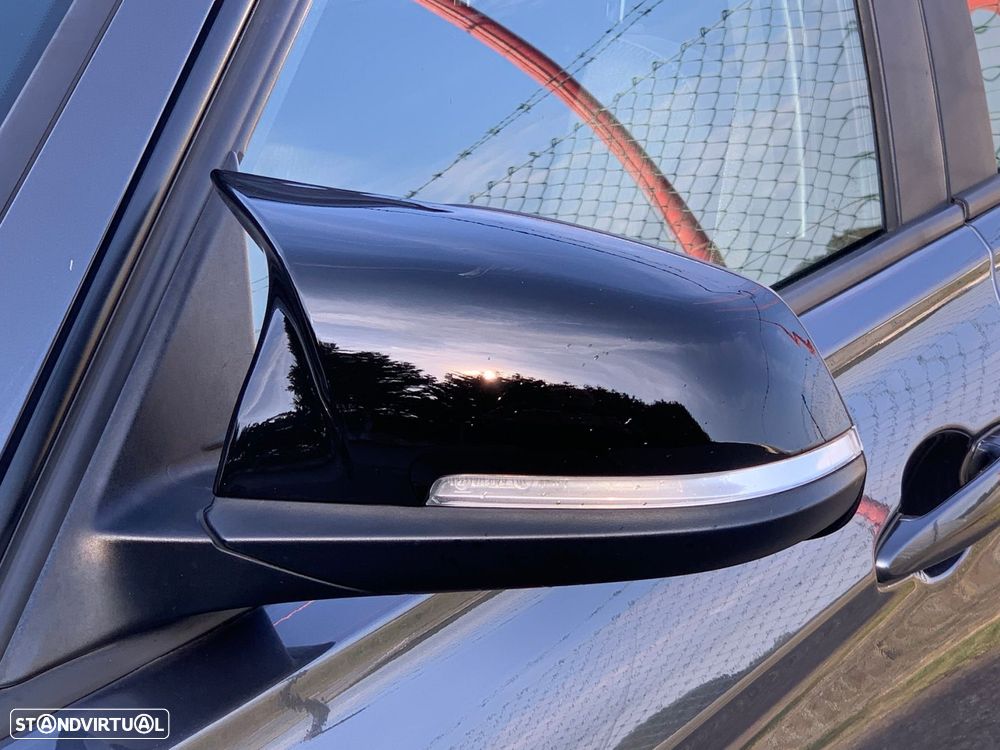 BMW 320 d Touring Pack M - 5
