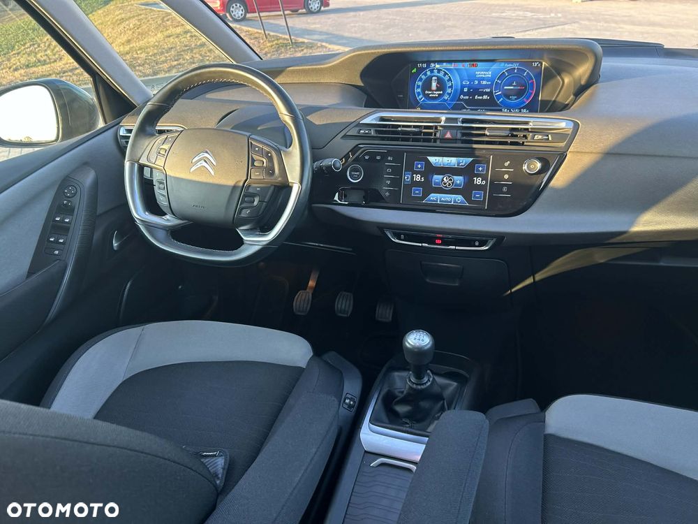 Citroën C4 Grand Picasso PureTech 130 Stop&Start SHINE - 17