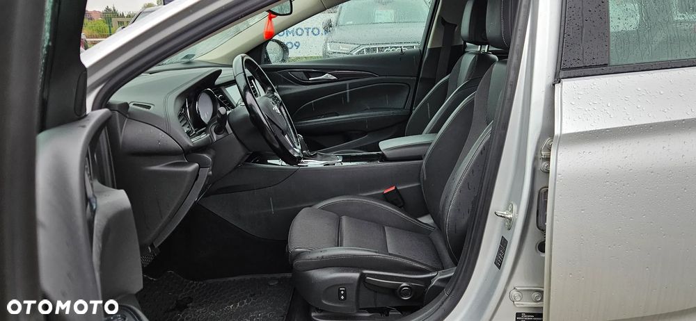 Opel Insignia - 15