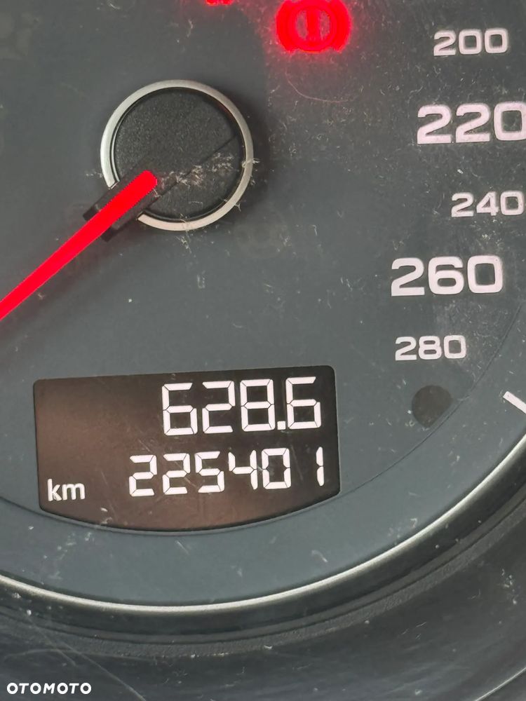 Audi A3 Sportback 2.0 TDI Ambiente - 5