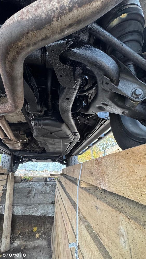 Land Rover Discovery III 4.4 V8 HSE - 34