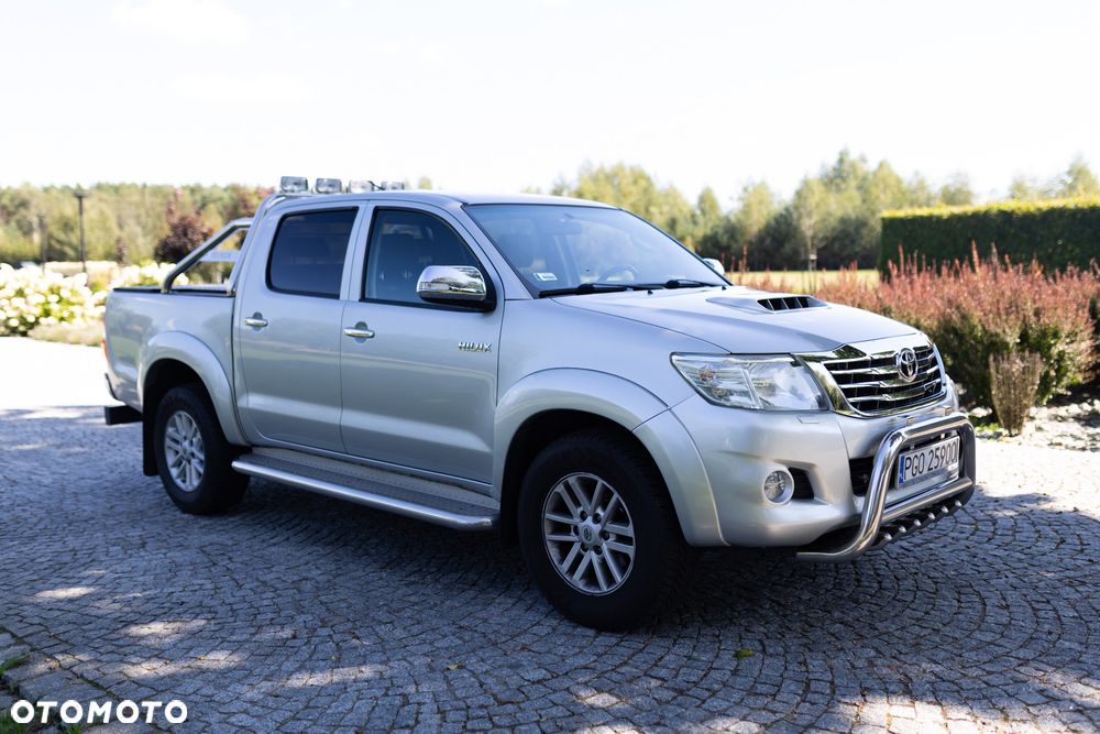 Toyota Hilux 3.0 D-4D SR5 - 7