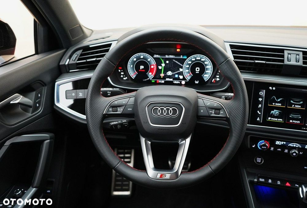 Audi Q3 Sportback - 24