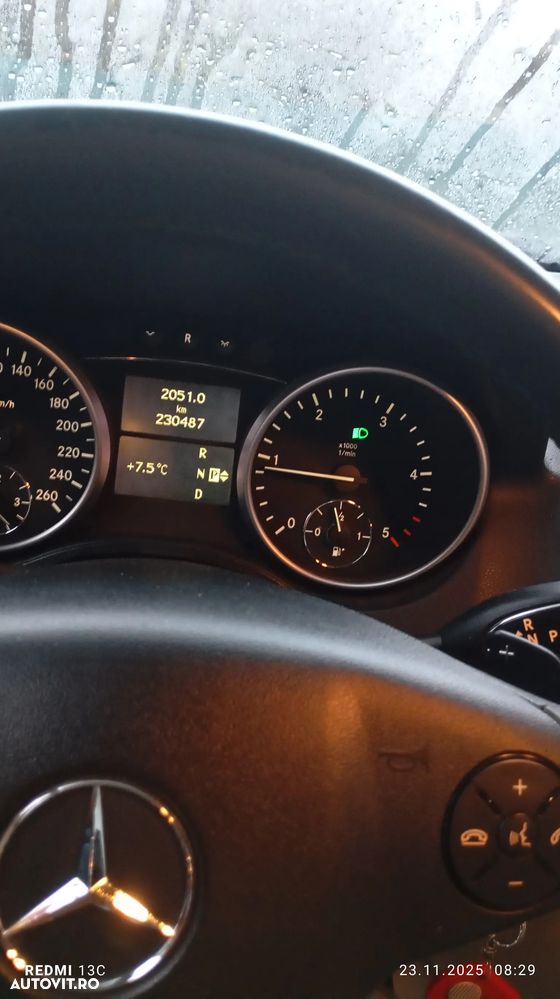 Mercedes-Benz ML 300 CDI BlueEfficiency Aut - 8