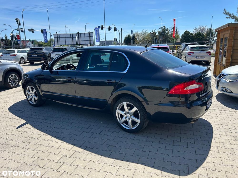 Skoda Superb 1,9 TDI Comfort - 11