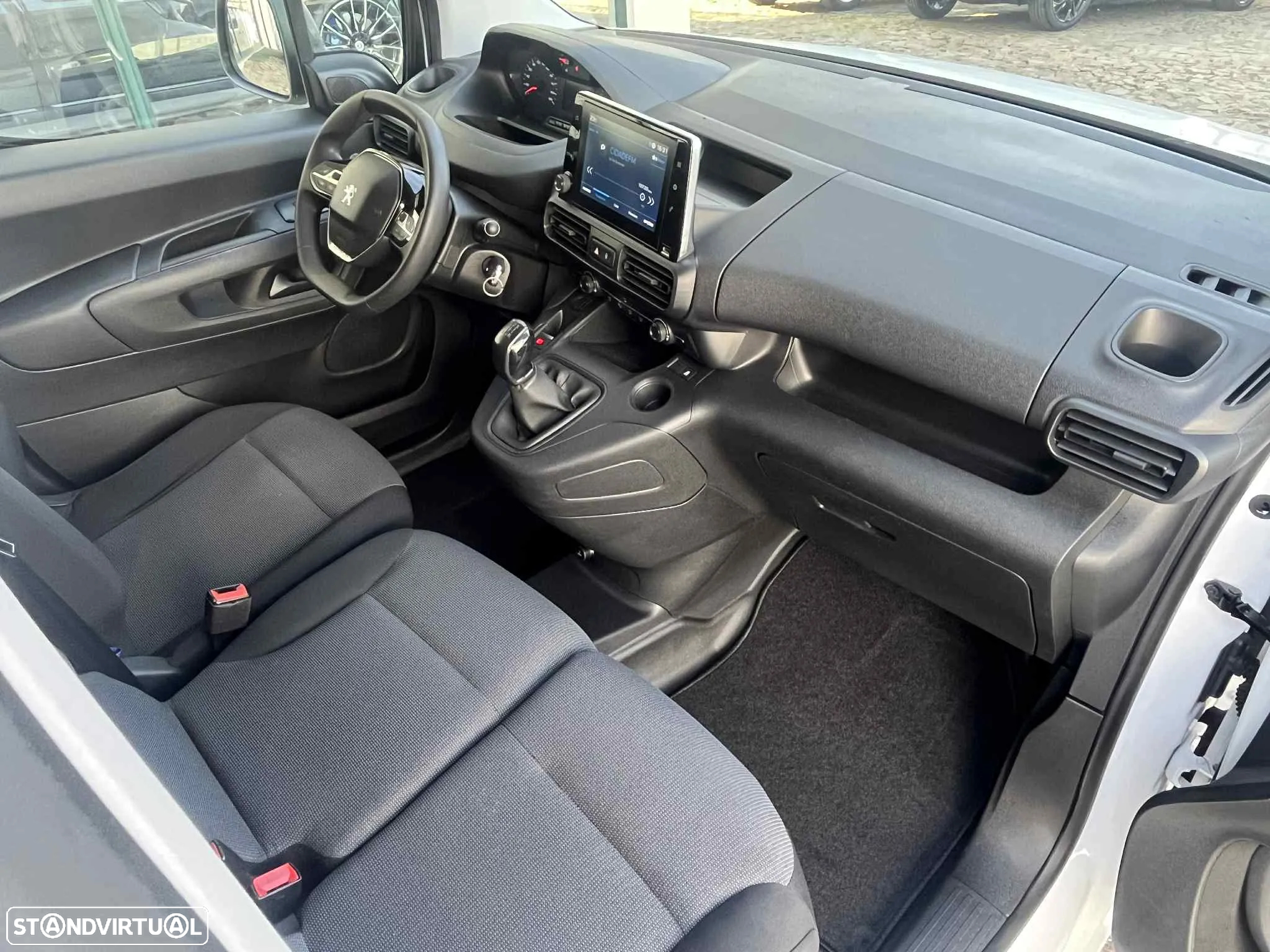 Peugeot Partner Premium Standard 1.6 BlueHDi 75cv - 12