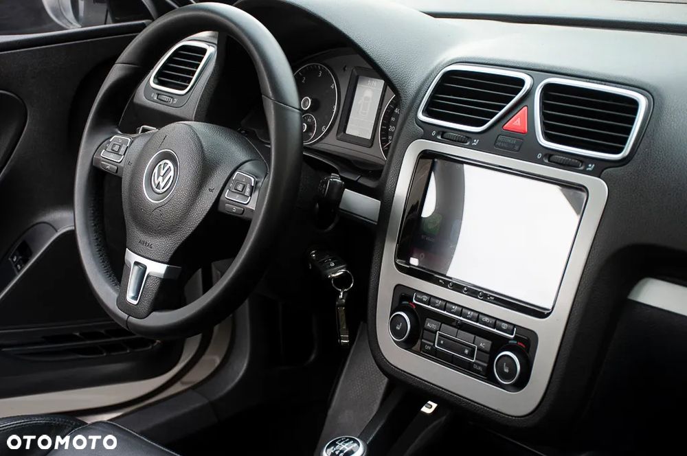 Volkswagen Eos 2.0 TDI DPF BlueMotion Technology Exclusive - 17