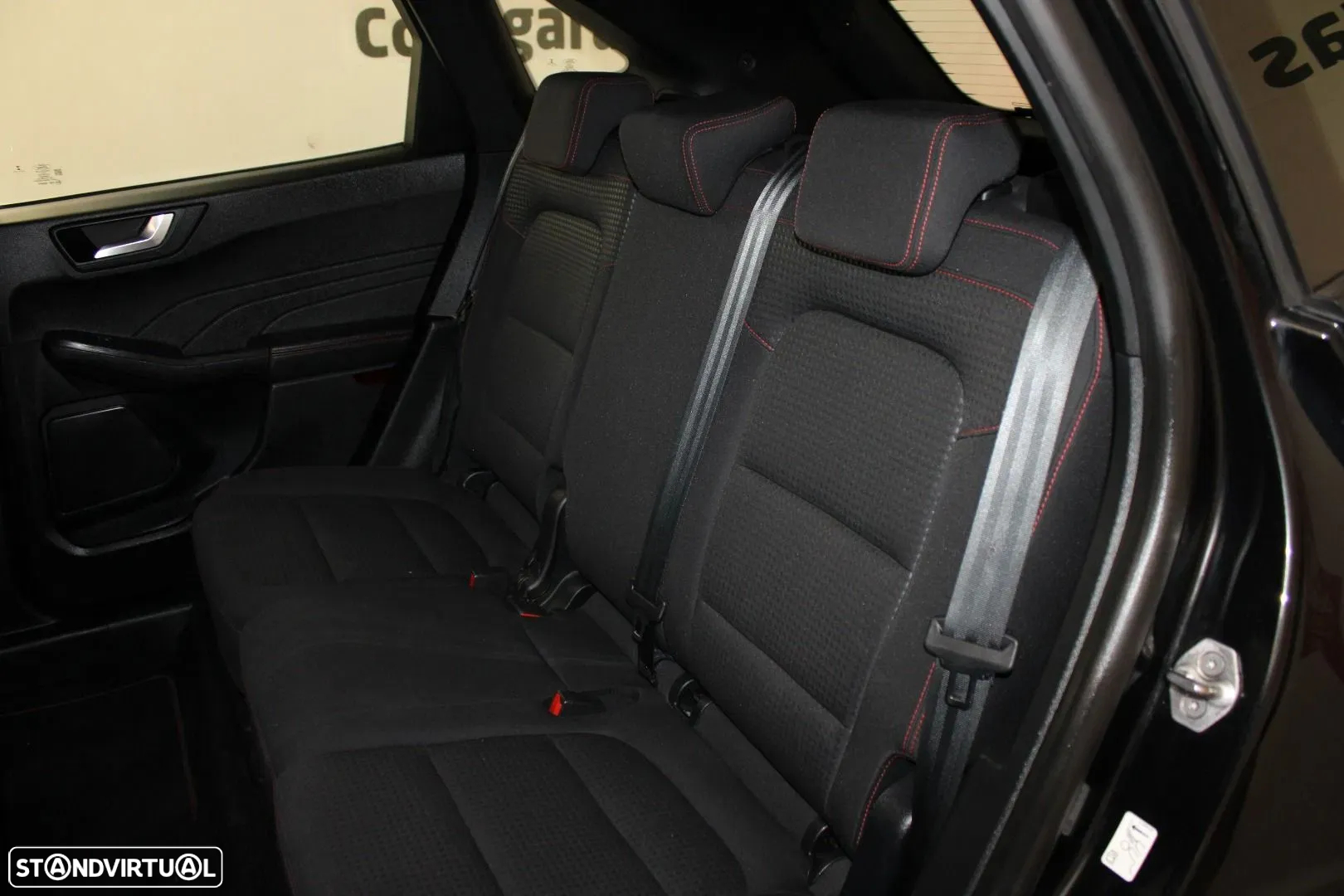 Ford Kuga 1.5 EcoBoost ST-Line - 6