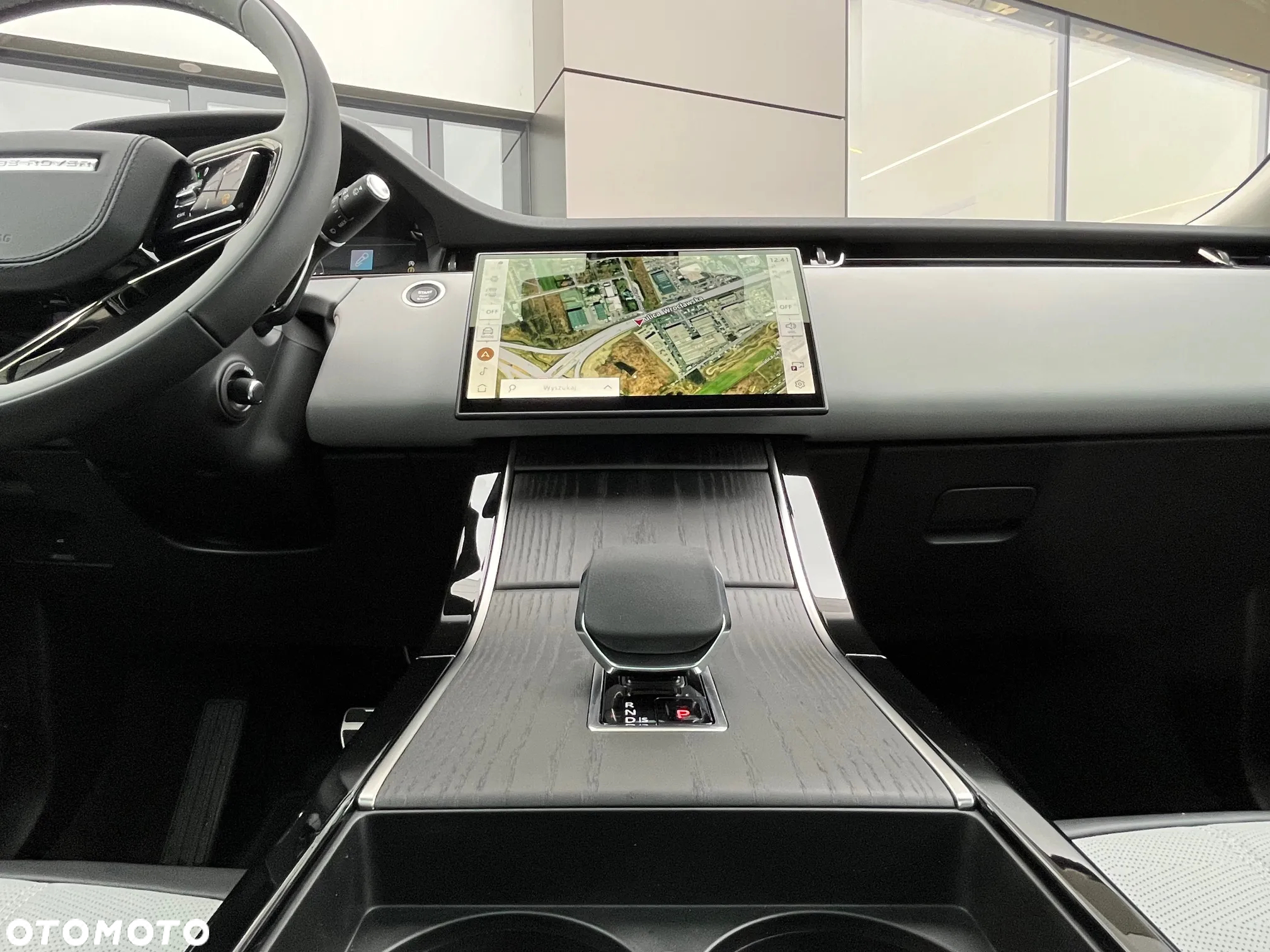 Land Rover Range Rover Evoque - 13