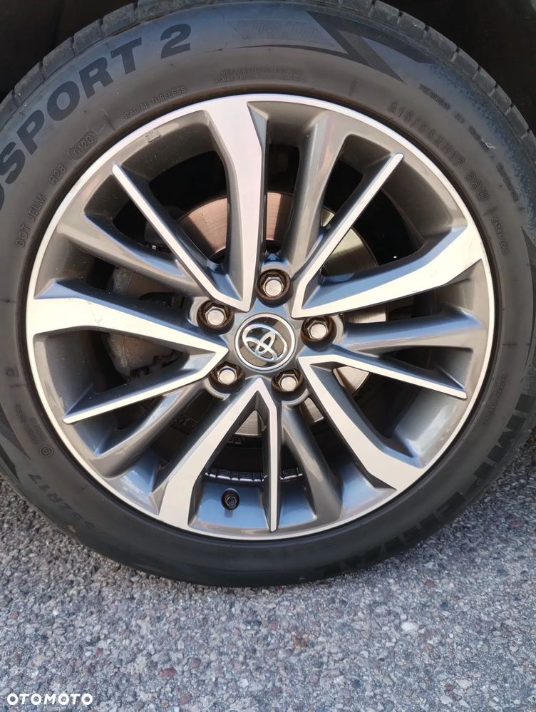 Toyota Avensis 2.0 Premium MS - 10