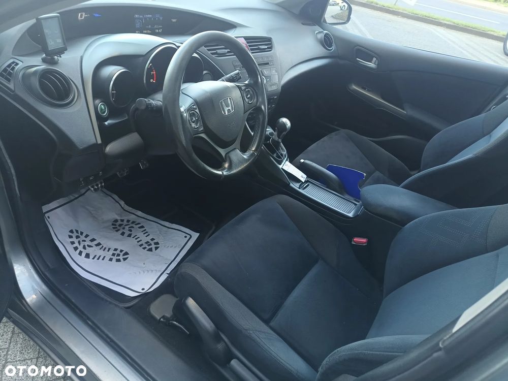 Honda Civic 1.8 i-VTEC Sport - 18