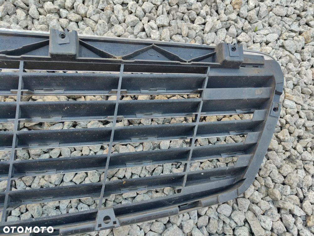 MERCEDES W211 AVANTGARDE GRIL ATRAPA PRZEDNIA GRILL - 20