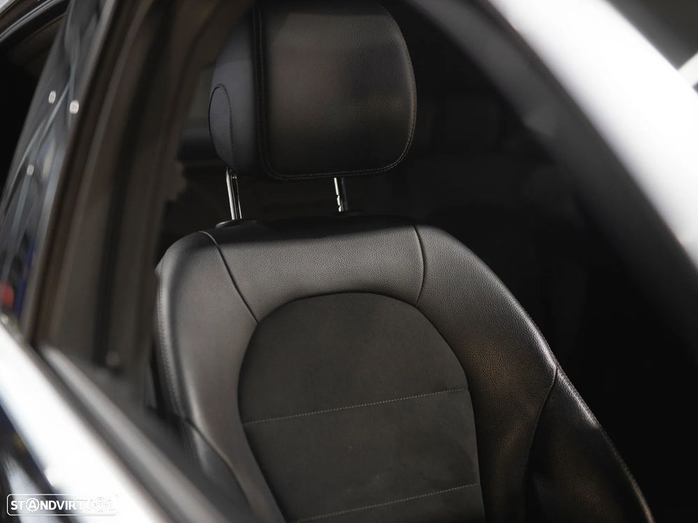 Mercedes-Benz GLC 250 d Coupé AMG Line 4-Matic - 25