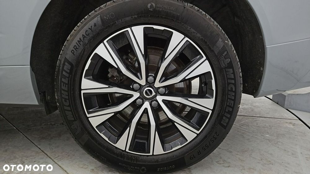 Volvo XC 60 B5 B AWD Plus Dark - 27