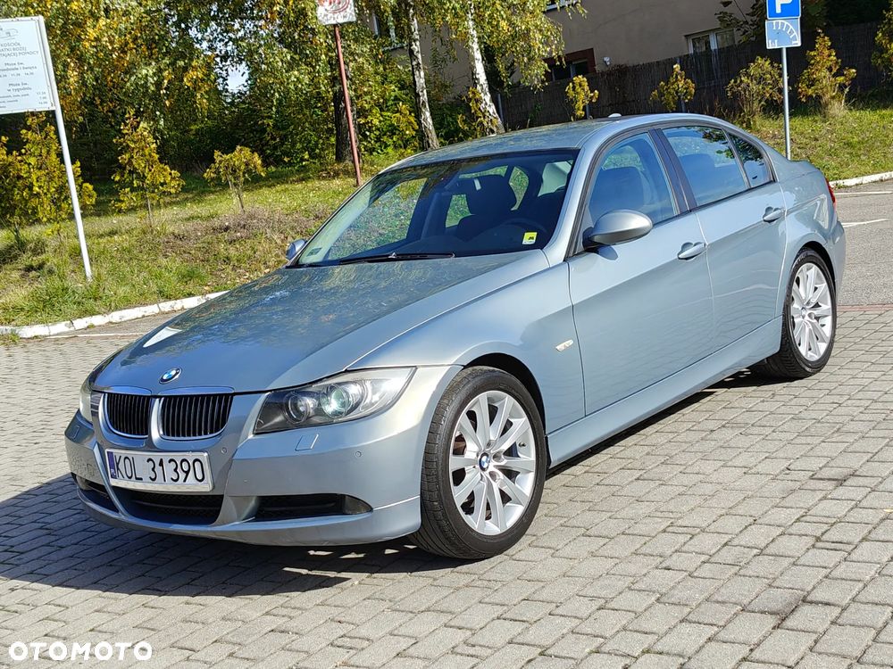 BMW Seria 3 320i - 14