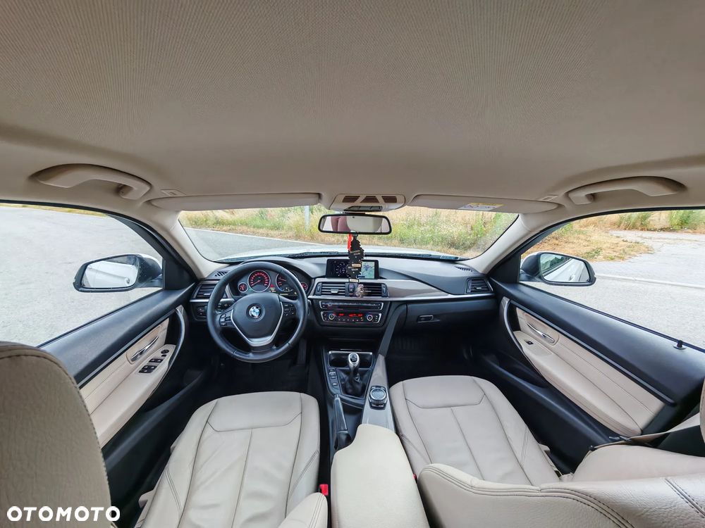 BMW Seria 3 318d Modern Line - 11