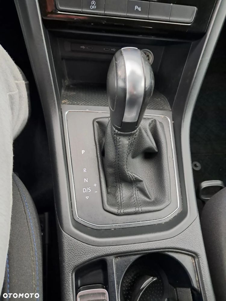 Volkswagen Touran - 20