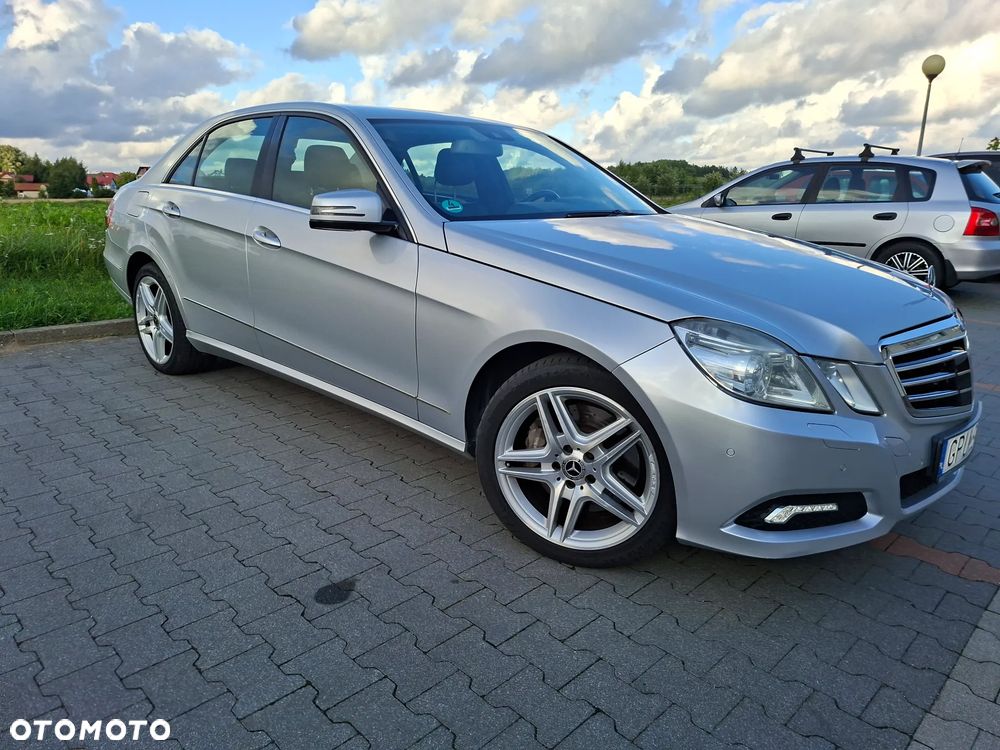 Mercedes-Benz Klasa E 500 Avantgarde - 4