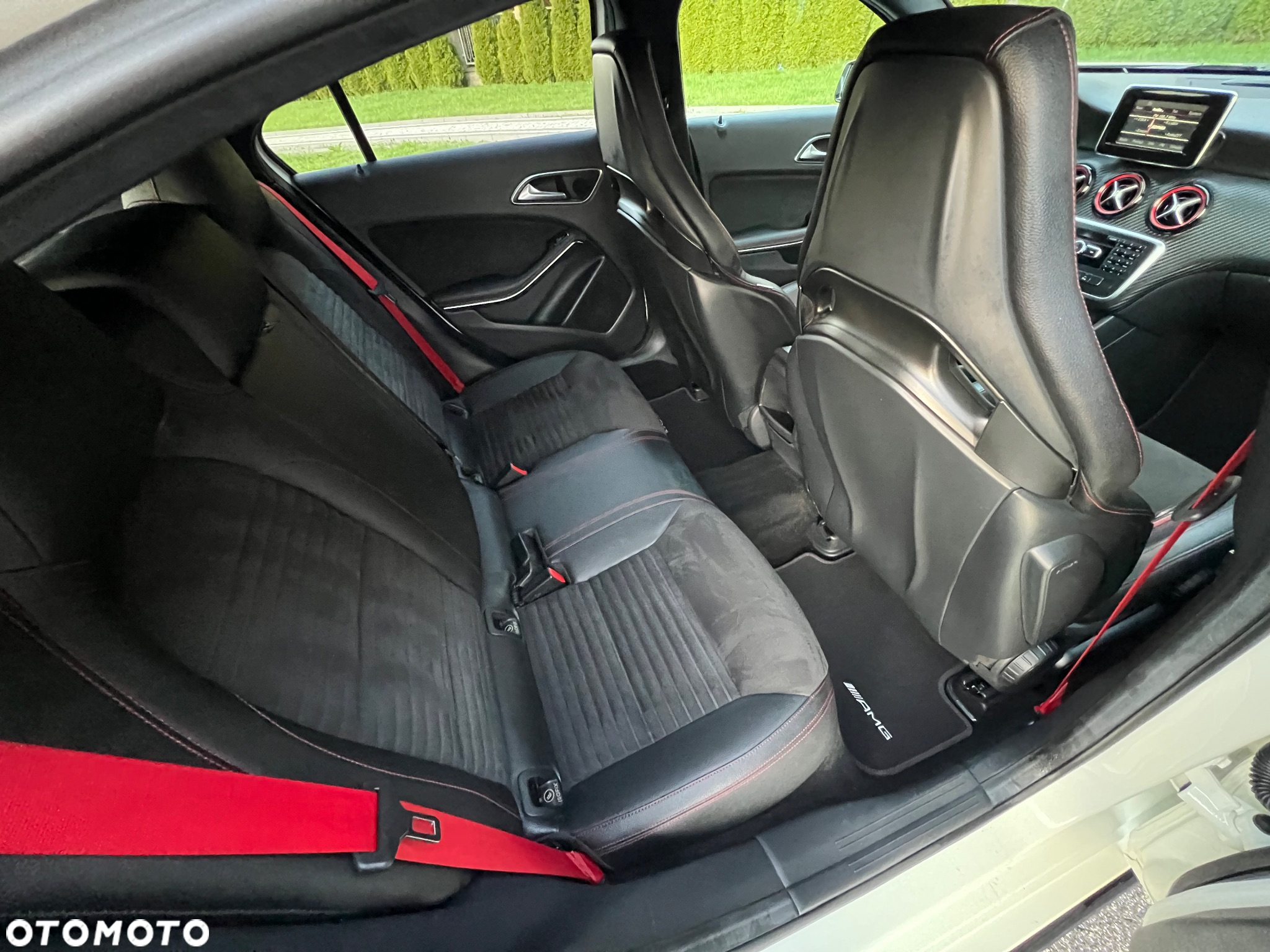 Mercedes-Benz Klasa A 45 AMG 4-Matic - 22