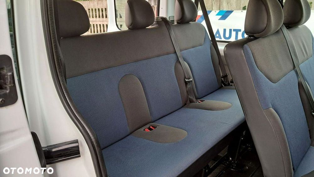 Renault Trafic - 10