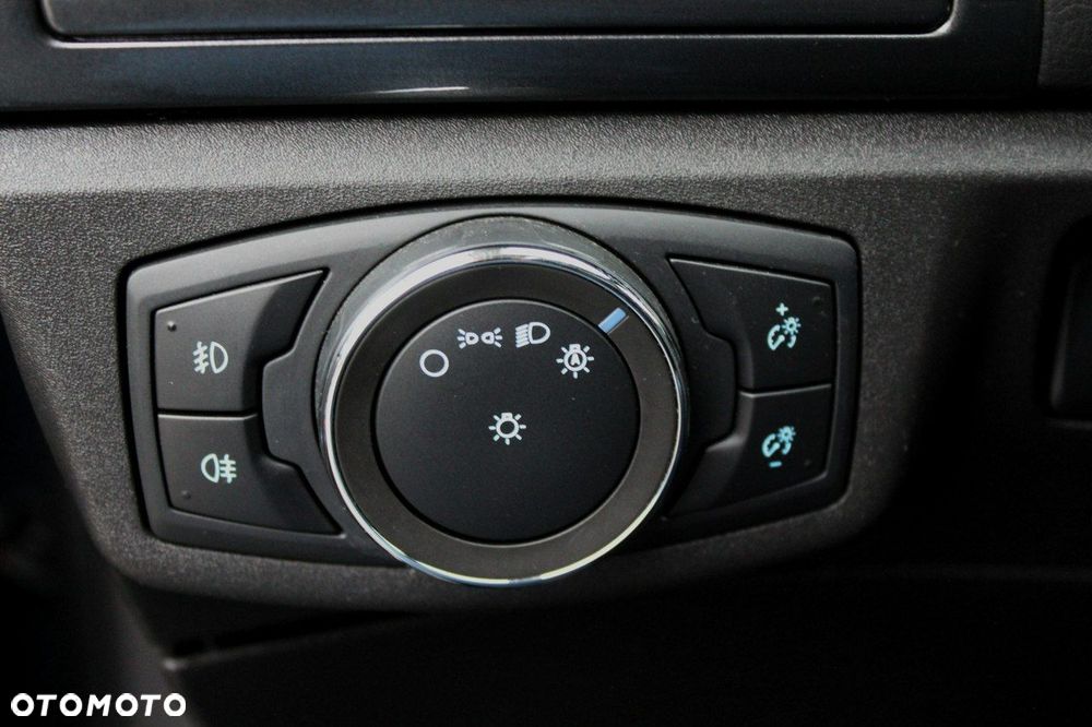 Ford Mondeo SW 2.0 EcoBlue Trend - 18