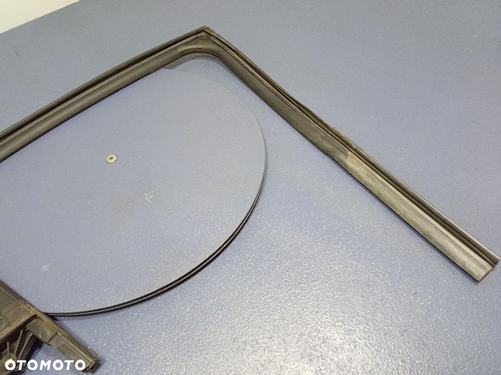 KIA SPORTAGE V 21- SZYBA DRZWI TYŁ PRAWA 83540R2010 - 4