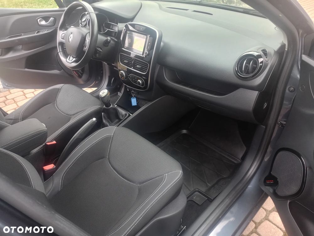 Renault Clio 1.2 16V 75 Limited - 16