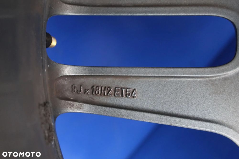 Felga aluminiowa AMG 18" OE Mercedes W212 Lift 9Jx18H2 ET54 A2124010400 lub 8.5Jx18H2 ET48 A2124010300 - 18