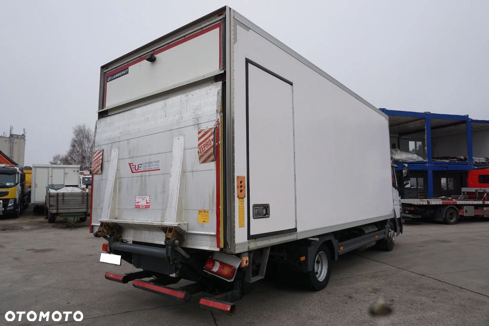 Mercedes-Benz Atego 821 - 8