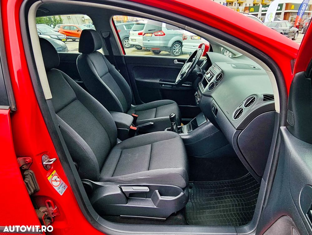 Volkswagen Golf Plus - 14
