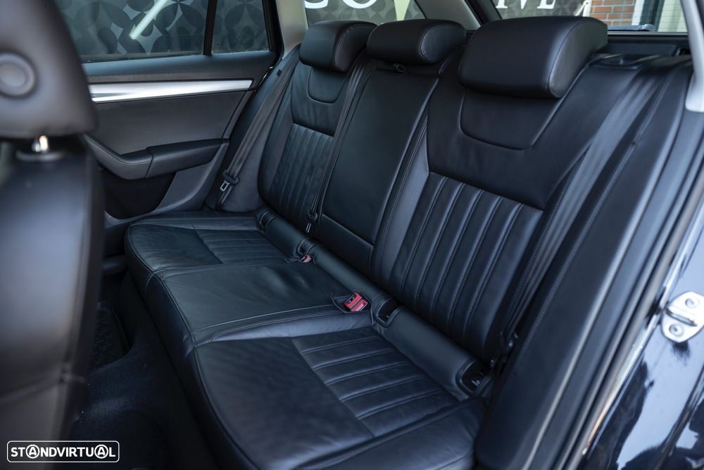 Skoda Octavia Break 1.6 TDi Elegance - 22