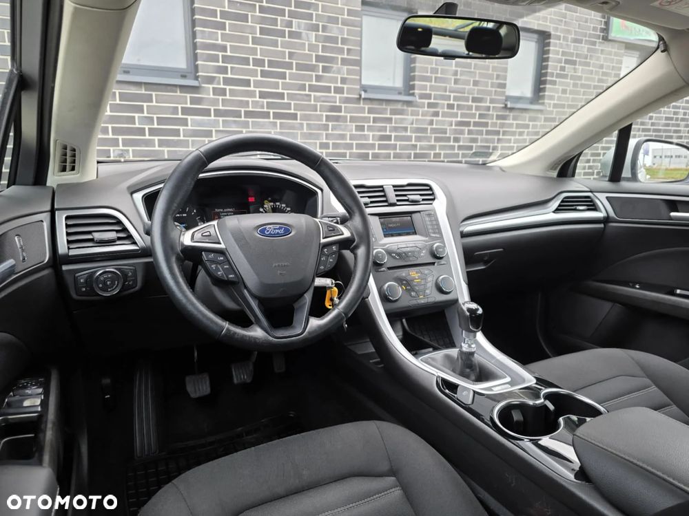 Ford Mondeo 2.0 TDCi Ambiente - 28
