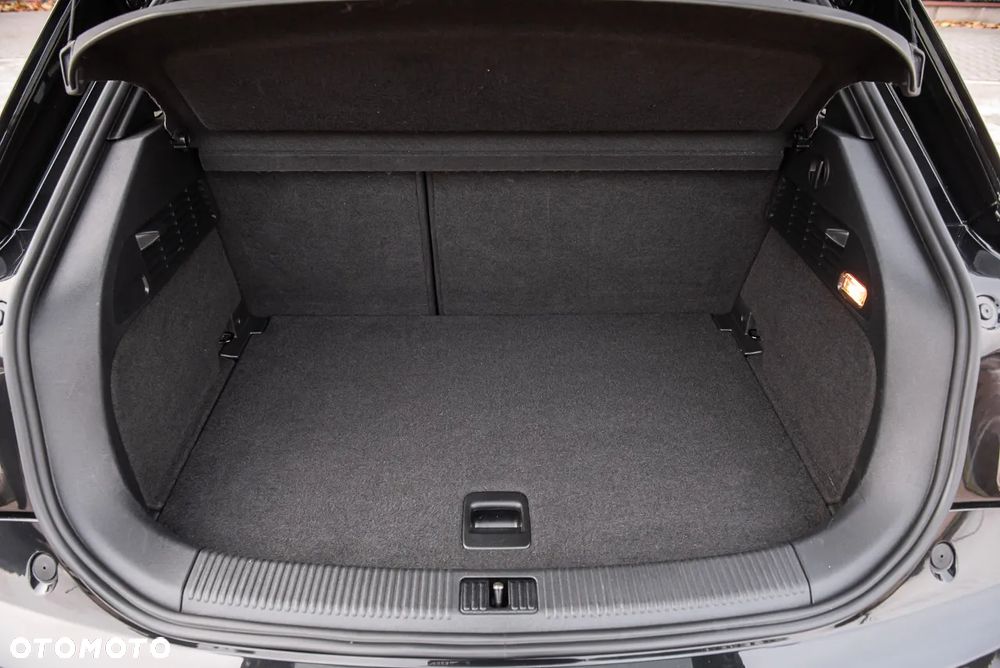 Audi A1 3-drzwiowe 1.4 TFSI S tronic S line edition m S line Sportpaket - 26