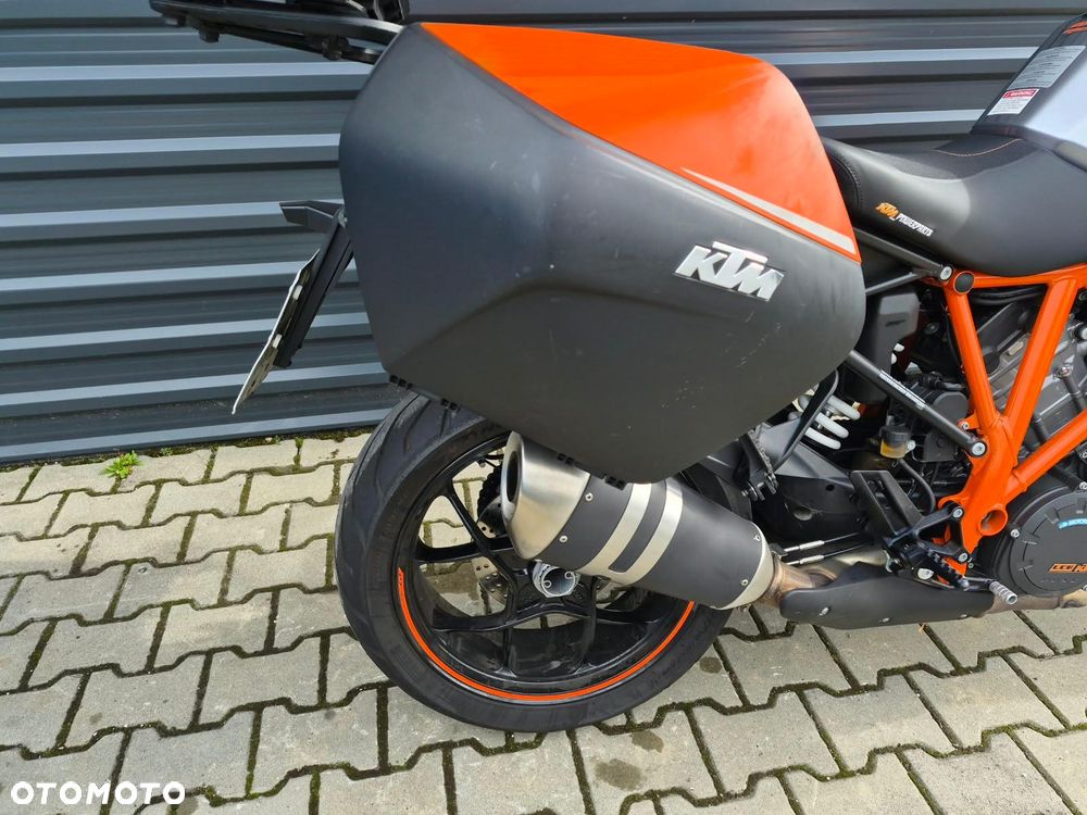 KTM Super Duke - 16