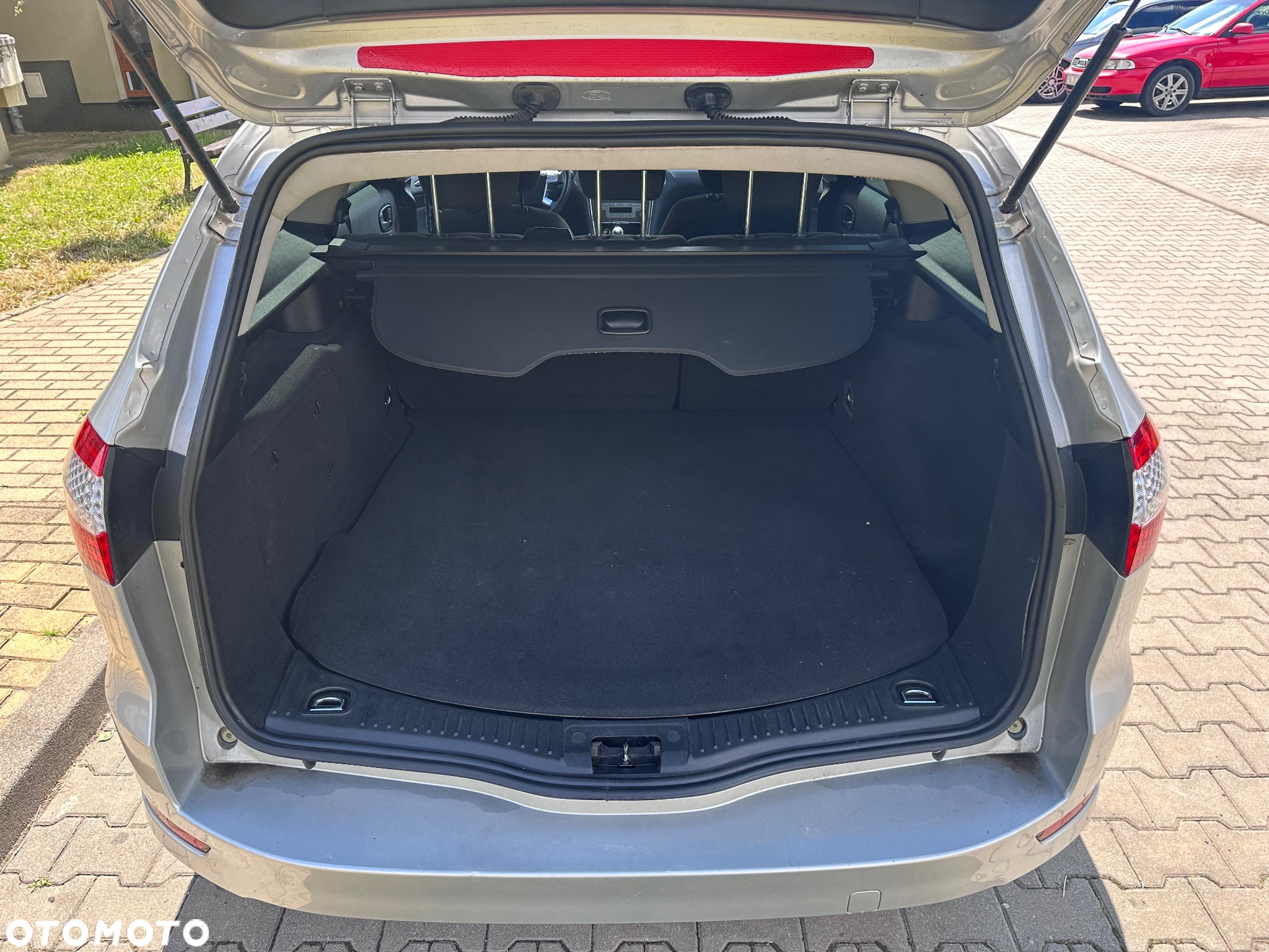 Ford Mondeo 2.0 TDCi Trend - 12