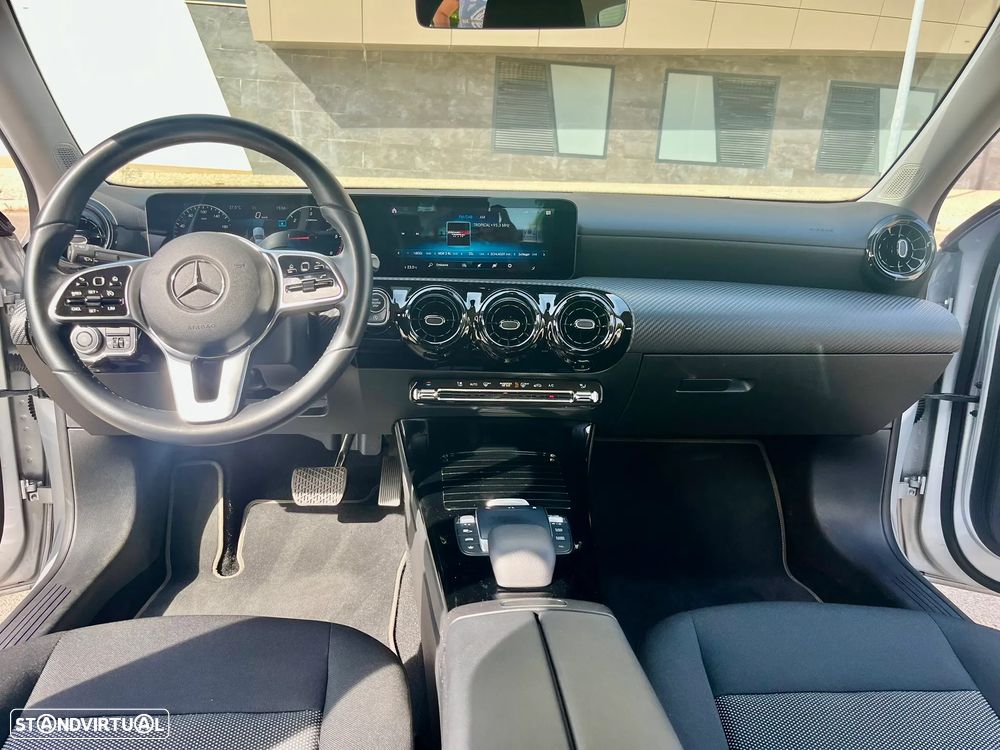 Mercedes-Benz A 180 - 4