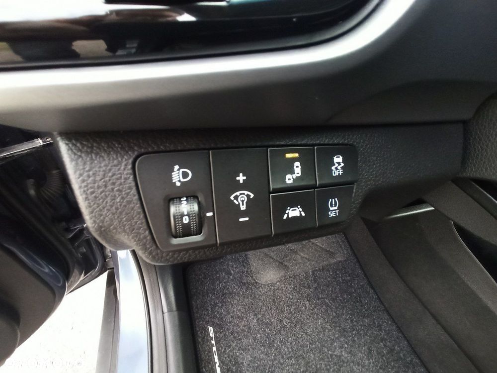 Kia Stonic 1.0 T-GDI 120 Platinum Edition - 16