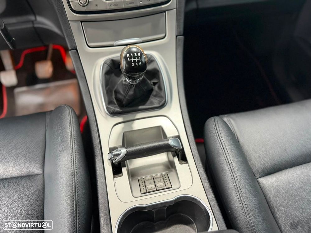 Ford S-Max 2.0 TDCi Titanium 7L - 12