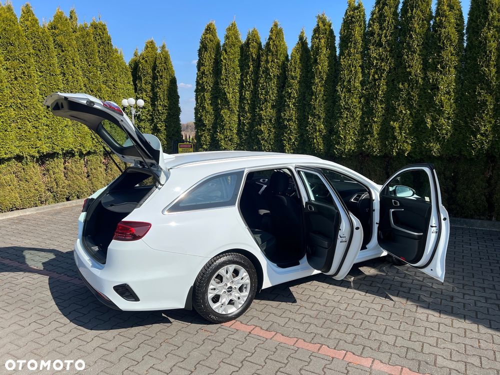 Kia Ceed 1.5 T-GDI M - 12