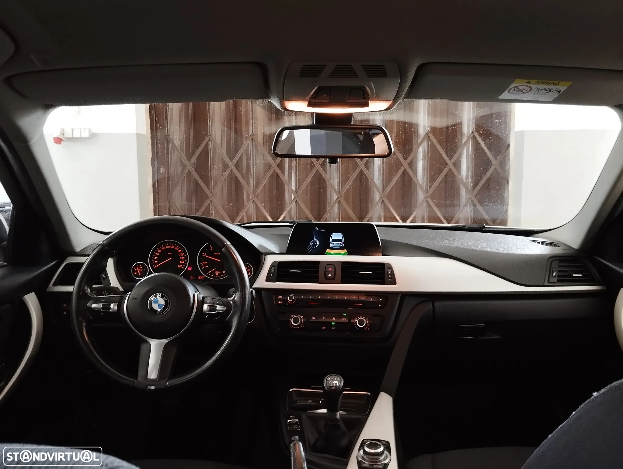 BMW 318 d Touring Line Sport - 26